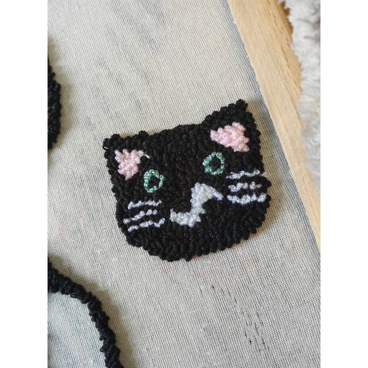 Punch Needle Cat Car Coaster for wholesale by despinacrafting