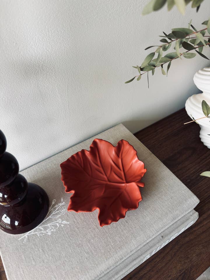 Olivia Leaf for wholesale by Maison Carona