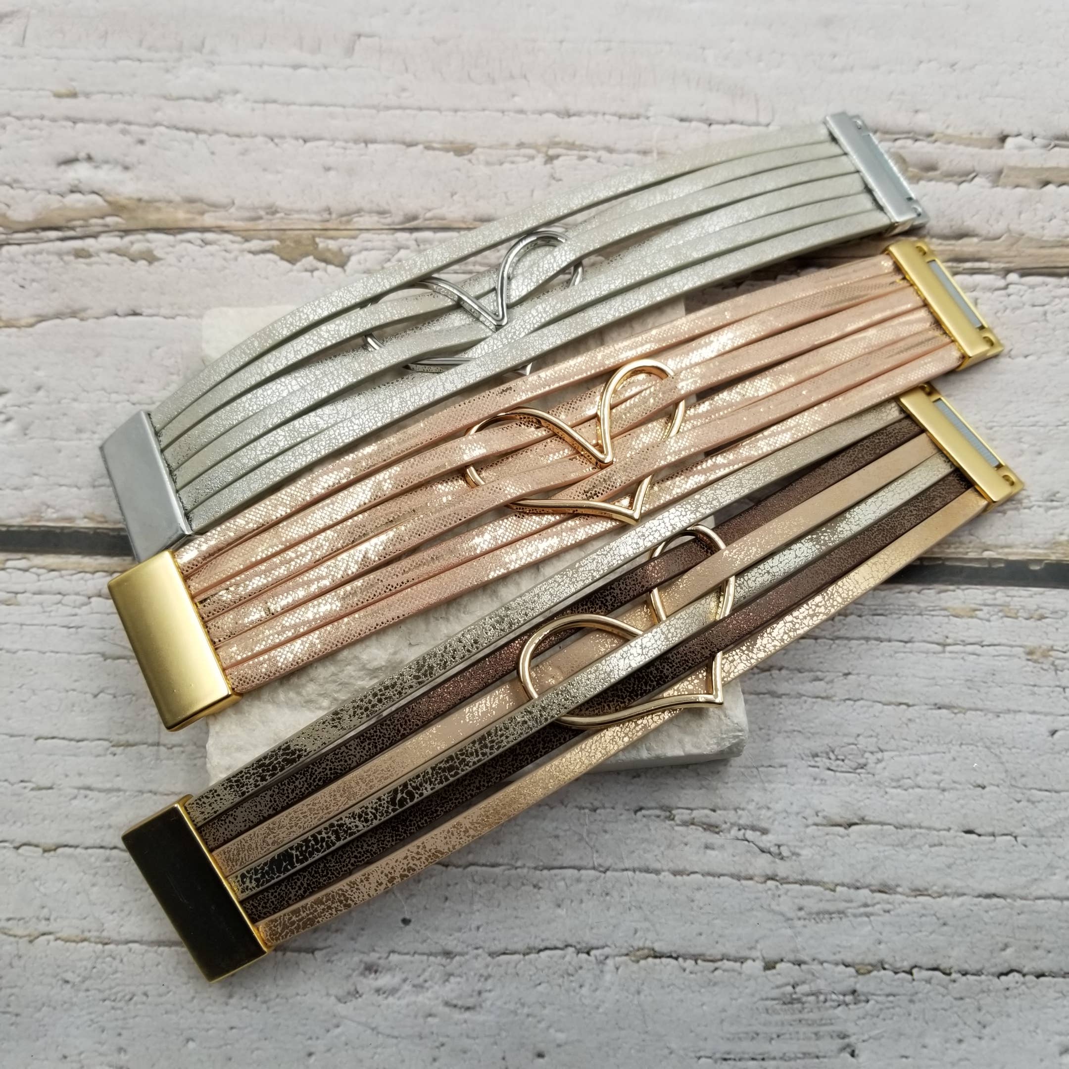 Treasure Wholesale - Wholesale Bangle Bracelet - Multi Layer Leather Heart Magnetic Buckle Bracelet1