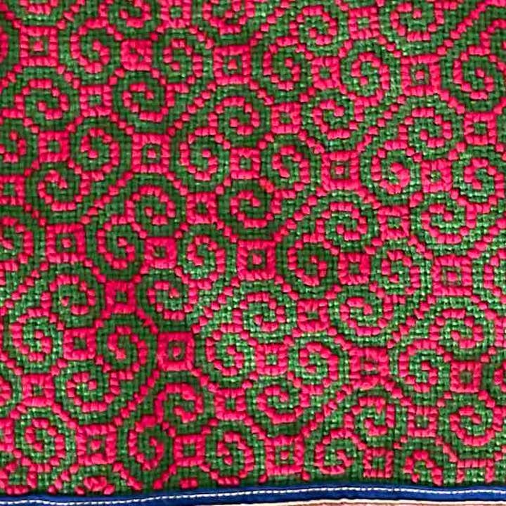 The Niger Bend - Wholesale Tapestry/Textile - Small Hmong Tribal Vietnamese Vintage Cloth Panel2