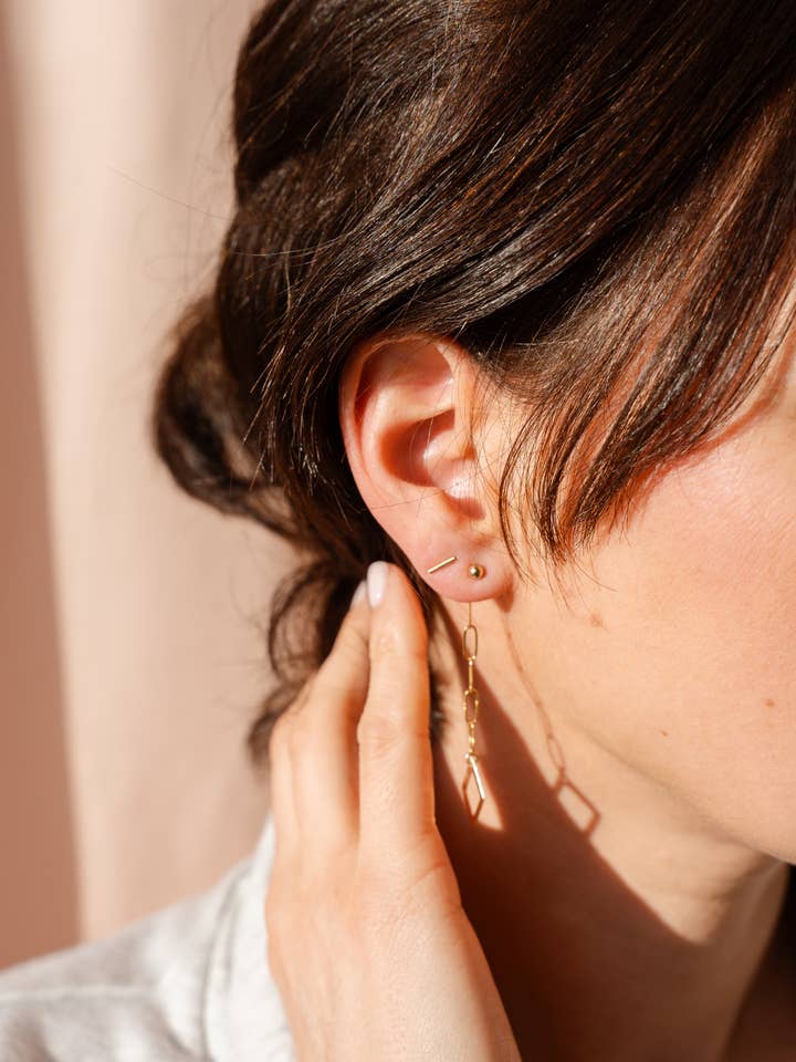 Machaon earrings for wholesale by Bellisane