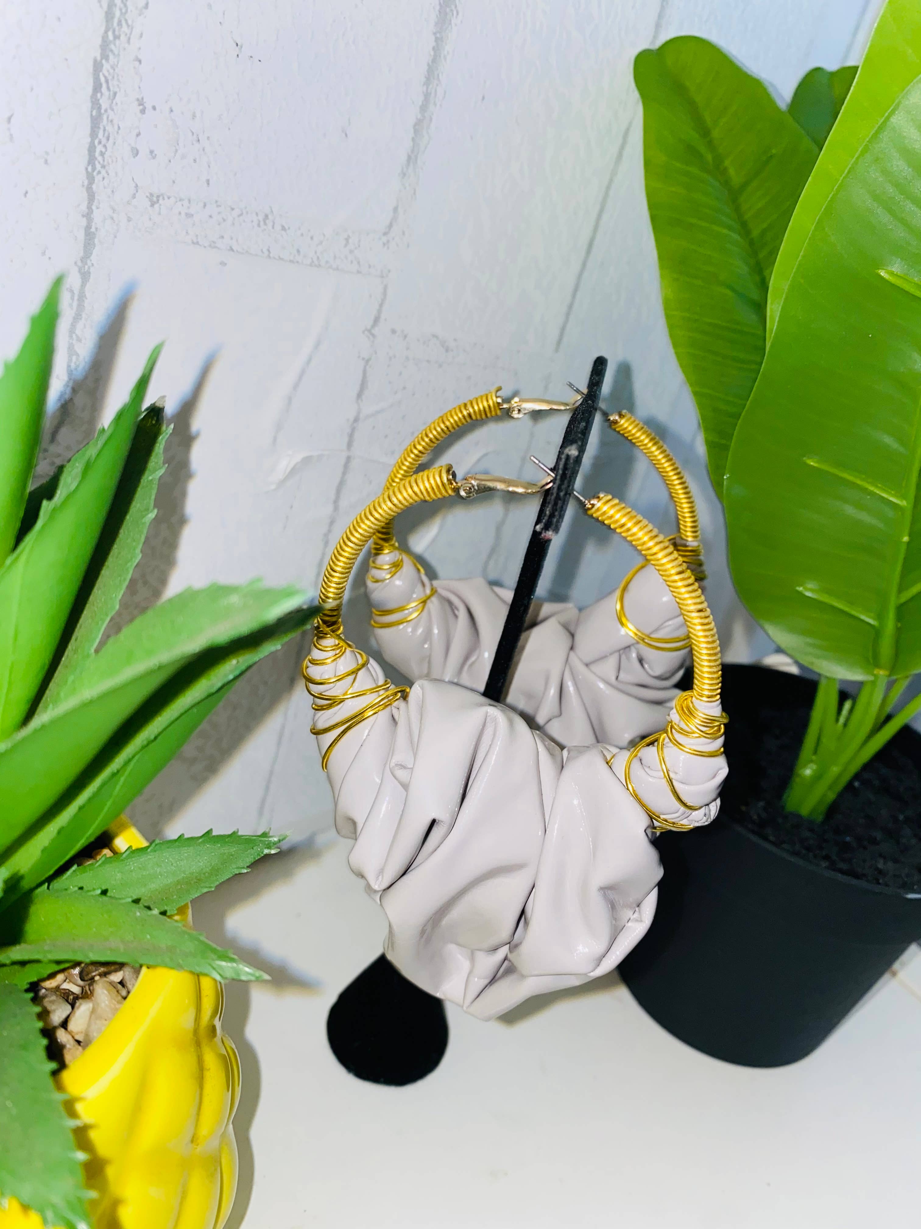 Burkinabae - Wholesale Hoop Earrings - Kabore Queen Hoops- Modern Grey (Spandex Material)2