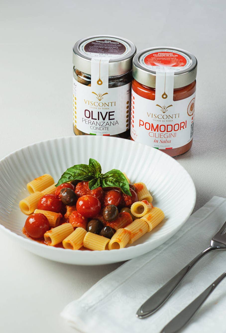 Visconti, Storie di Terra - Wholesale Olives - Peranzana olives seasoned with spices and aromas1