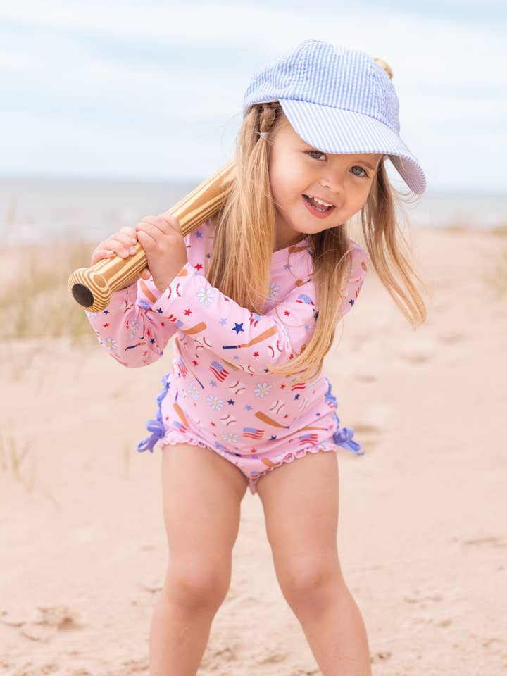 Rosa Costume da bagno intero con maniche lunghe e volant posteriori firmati per bambine, rosa, da baseball. in vendita all'ingrosso su Faire5