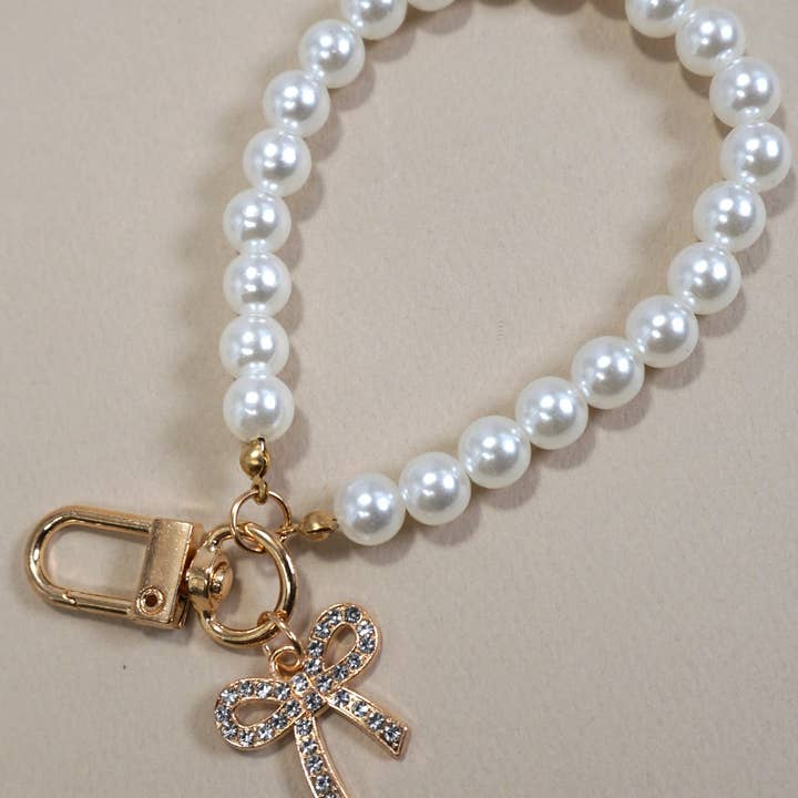 JOSSLYN by wall to wall - Wholesale Keychain Bracelet - PEARL BOW HEART SEASHELL BAG KEYCHAINS | 40KC1342