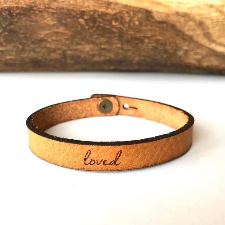 New Market Farmhouse - Wholesale Bangle Bracelet - Best Mom Ever Thin Leather Bracelet - Mother's Day