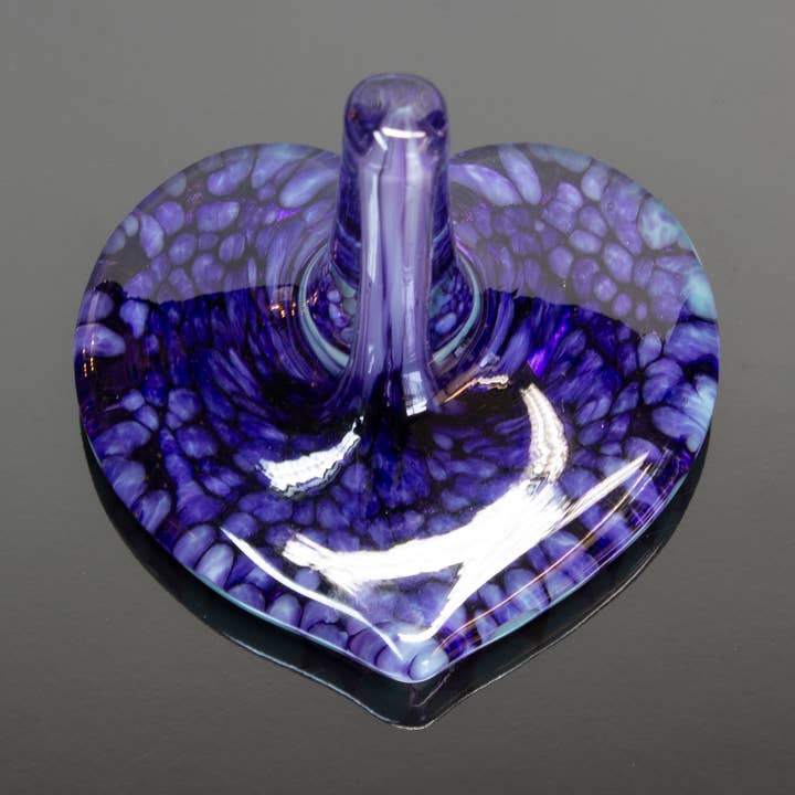 Ring Holder, Heart - Amethyst for wholesale by epiphany studios