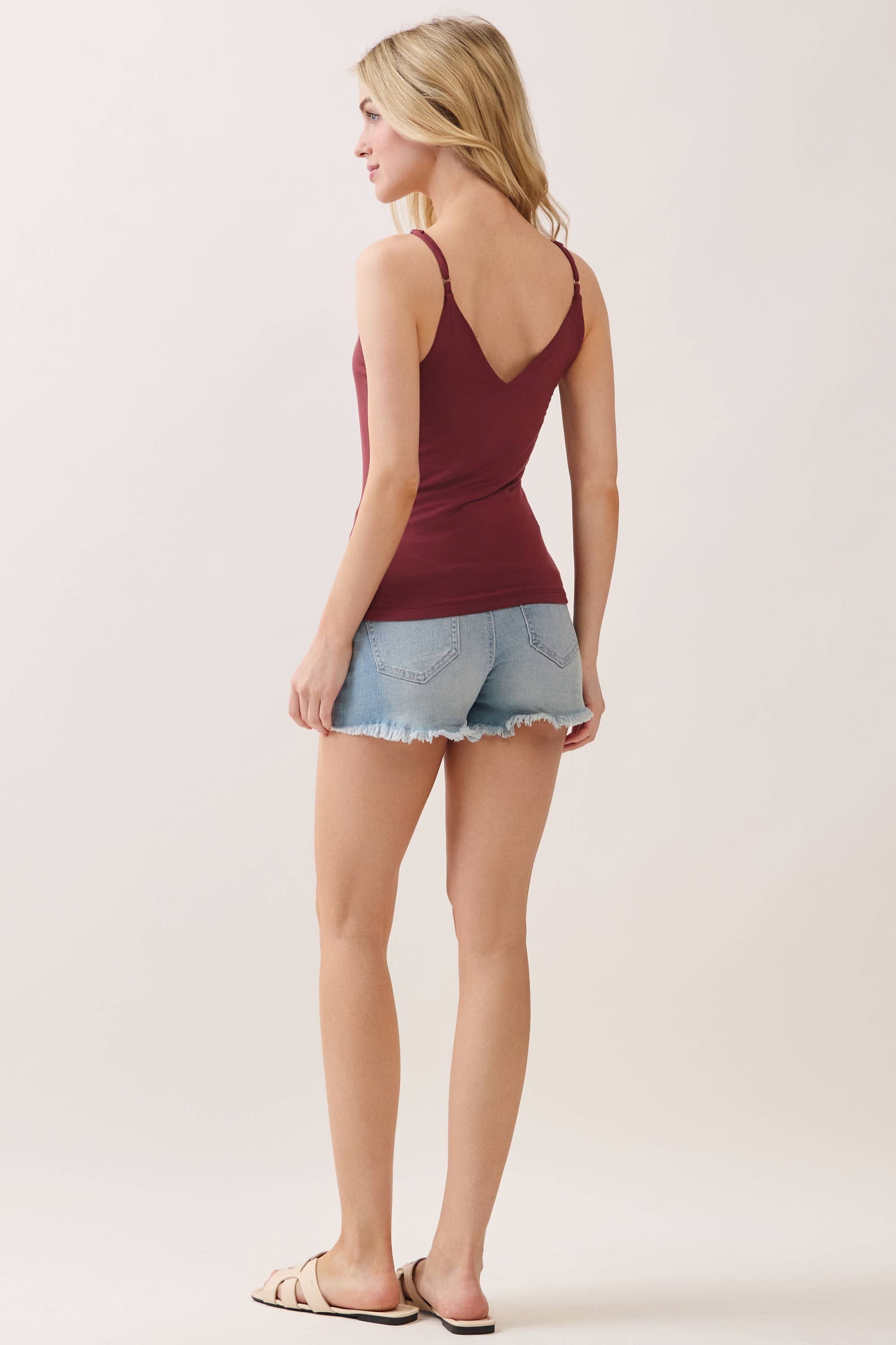 Final Touch - Wholesale Camisole - Women's - DOUBLE LAYERED V- NECK CAMI TOP - VT1613124