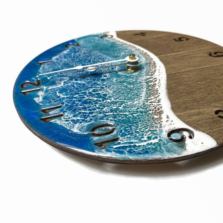 Tropica Ocean Wave Clock for wholesale on Faire2