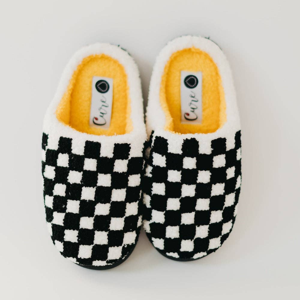 Pretty Simple - Wholesale Slippers - Unisex - CURE x Beyond Type 1 Checkered Slippers3