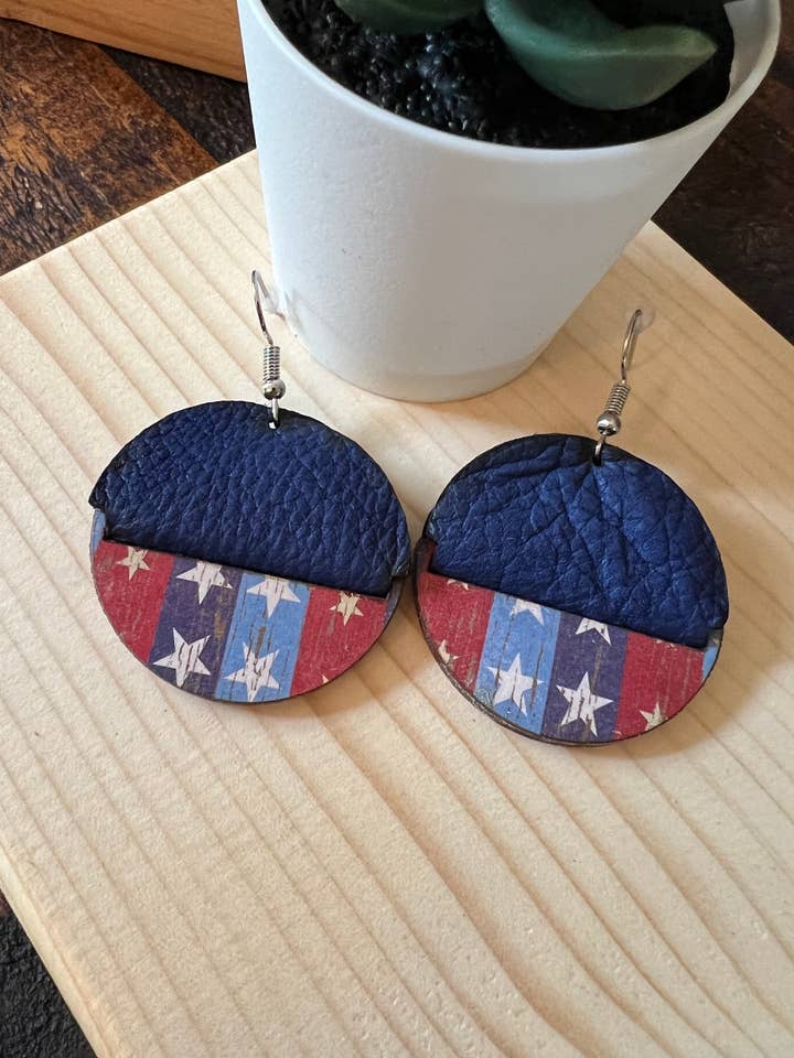 stjärnor ränder och läder dinglar för wholesale av Suchfungoods