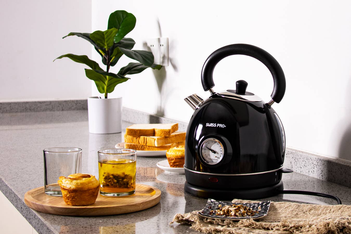 Swiss Pro+ - Vendita all'ingrosso Bollitori - Bollitore retrò 1.8L nero6