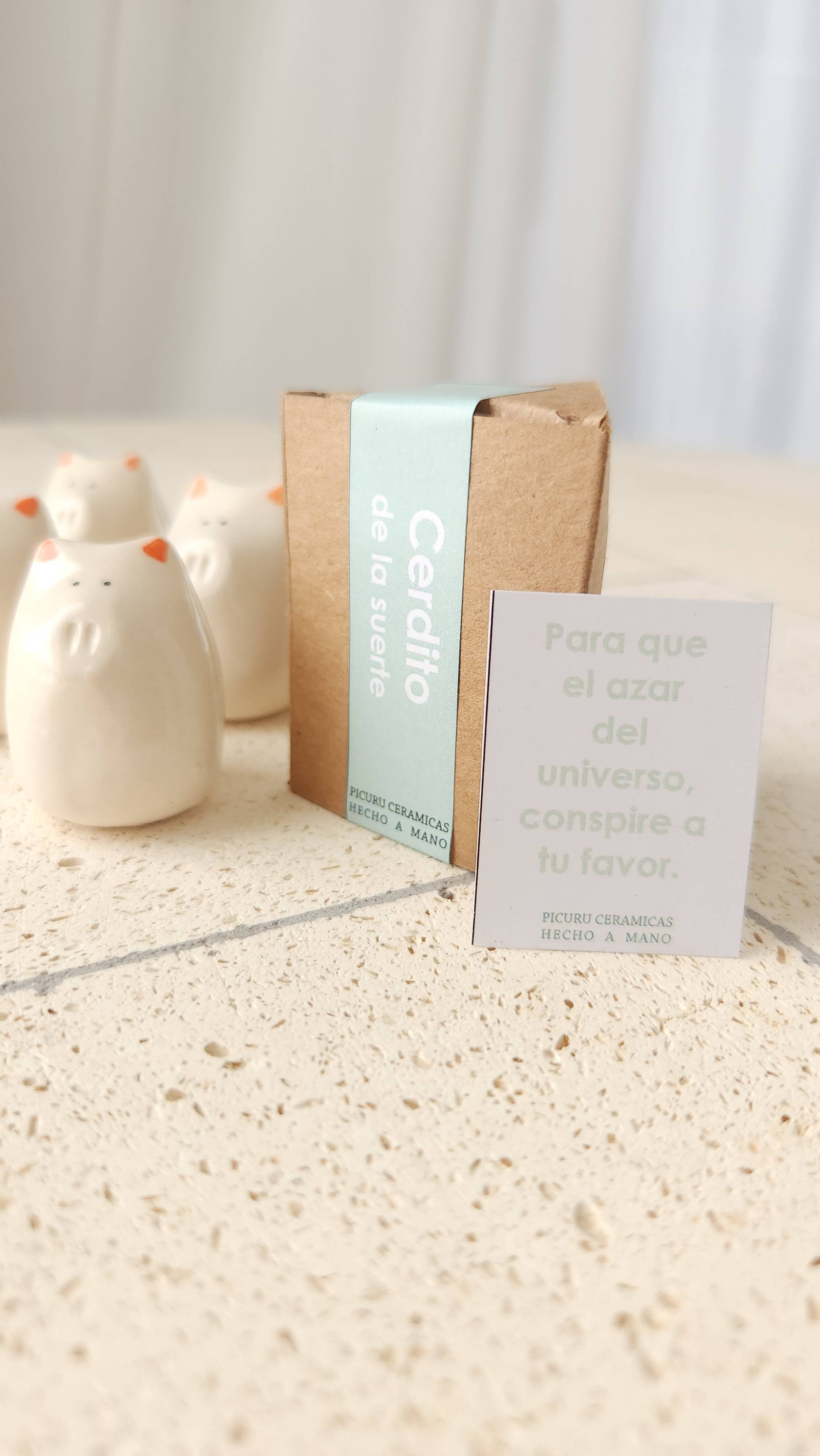 Picuru ceramicas - Wholesale Decorative Figurine - Lucky Pig Amulet (5 languages)5