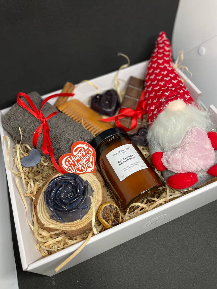 Deluxe 'Be My Valentine' - Cedar & Indigo Set for wholesale by ADRIANA'S ART - HANDMADE ARTISAN PRODUCTS