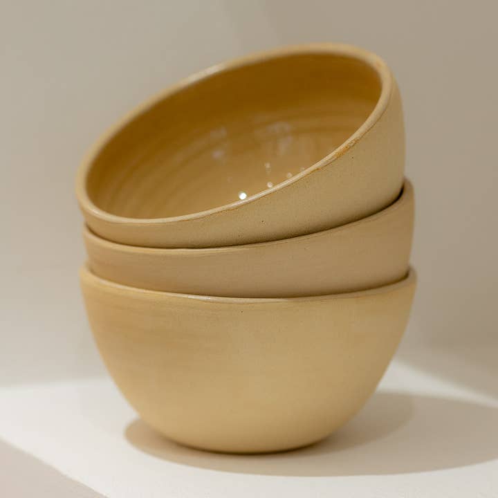 Handgemaakte keramische kom Ruwe aarde honing wabisabi ambacht voor wholesale door Claycraft