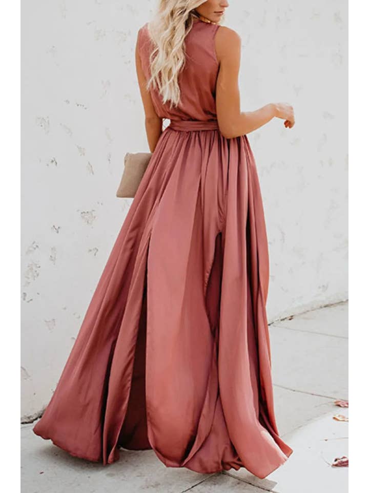 Blak Wardrob – Engroshandel Kjole - Dame – Surplice slå-om maxikjole med bindebånd i taljen7