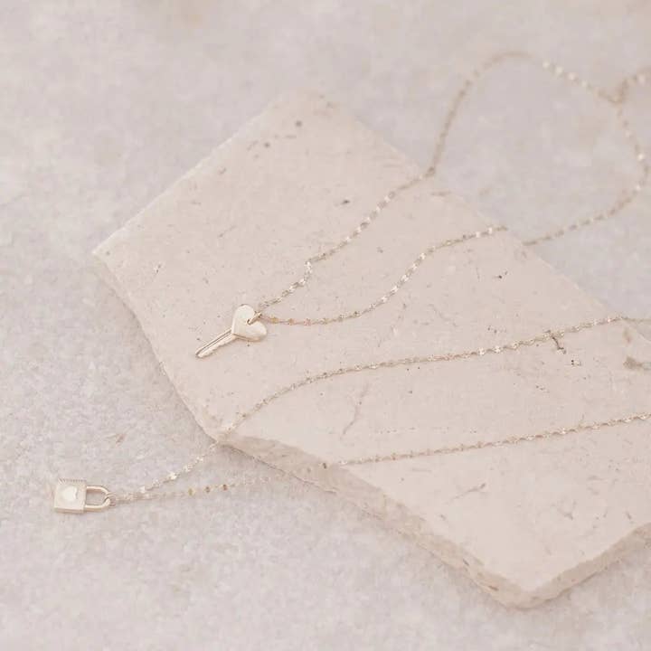 Honeycat Jewelry - Wholesale Pendant/Charm Necklace - Amour Key Necklace7