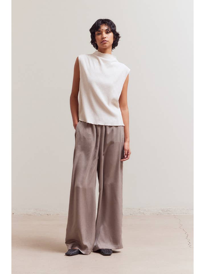 Grade & Gather - Wholesale Blouse - Women's - 42068 - CRINKLED VELVET MOCK NECK TOP13