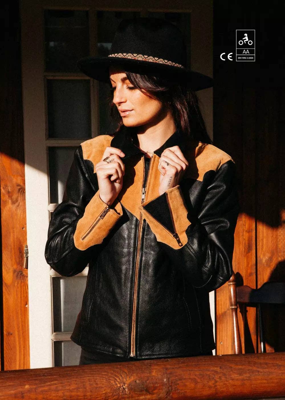 WILDUST - Wholesale Leather Jacket - Women's - MOTORCYCLE JACKET - ARIZONA3