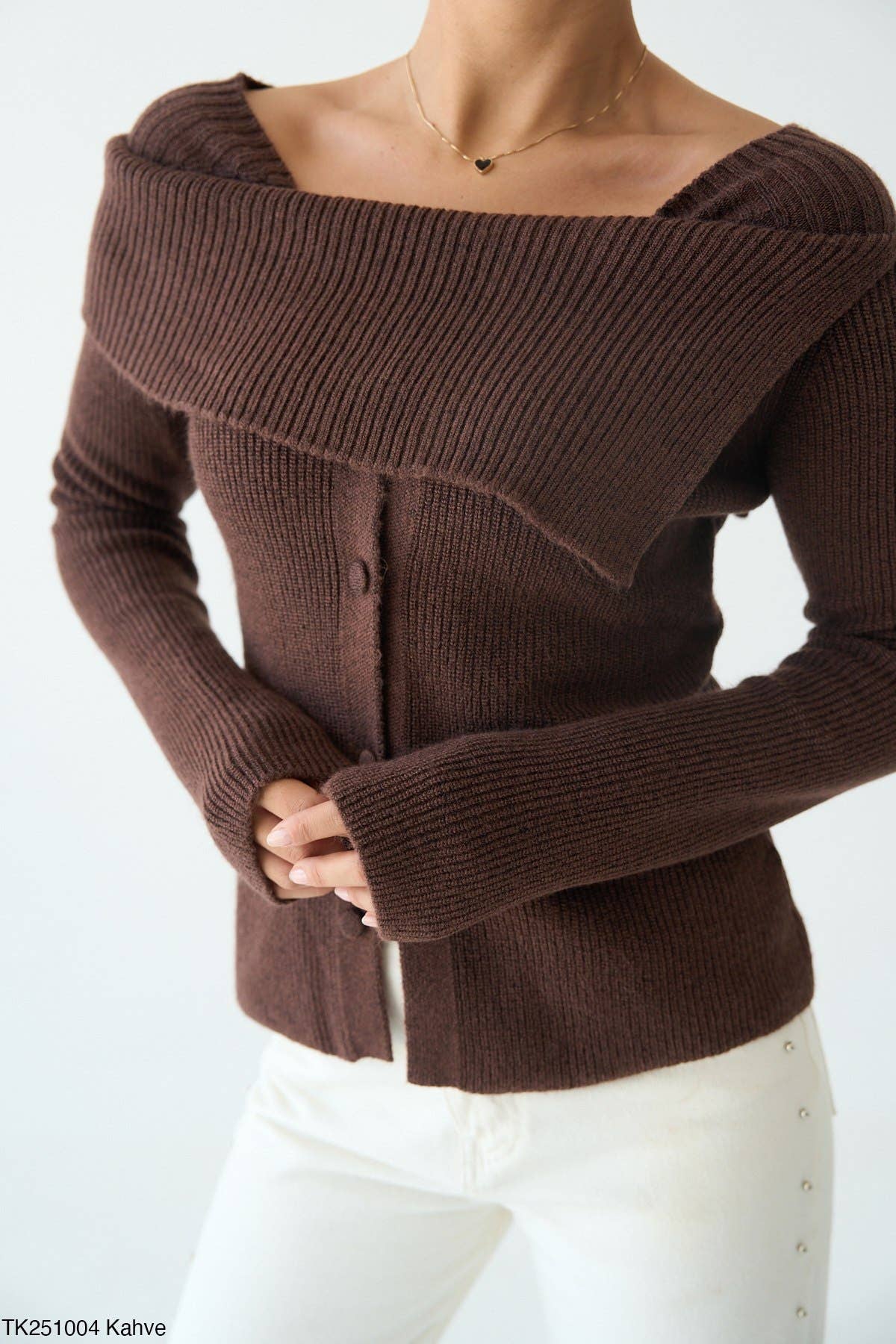 Design company-Fatma Balkir - Wholesale Knit Sweater - Women's - Asymmetric Neckline Women’s Knit Sweater11