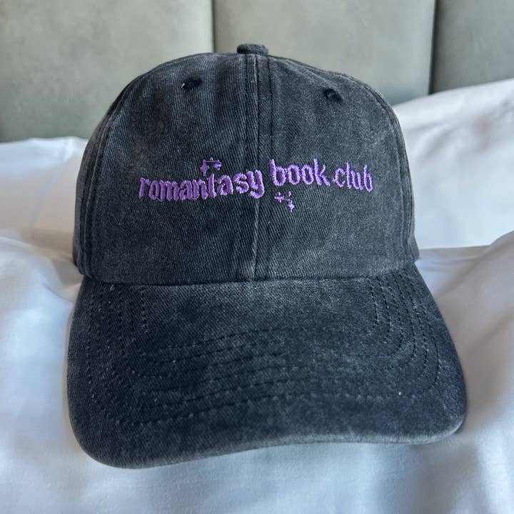 Cappello del Club del Libro Romantasy per la vendita all'ingrosso da parte di My Secret Copy