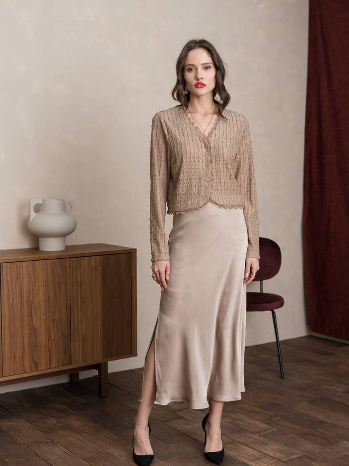 LULUMARY - Wholesale Blouse - Women's - Textured cropped blouse CH235A14