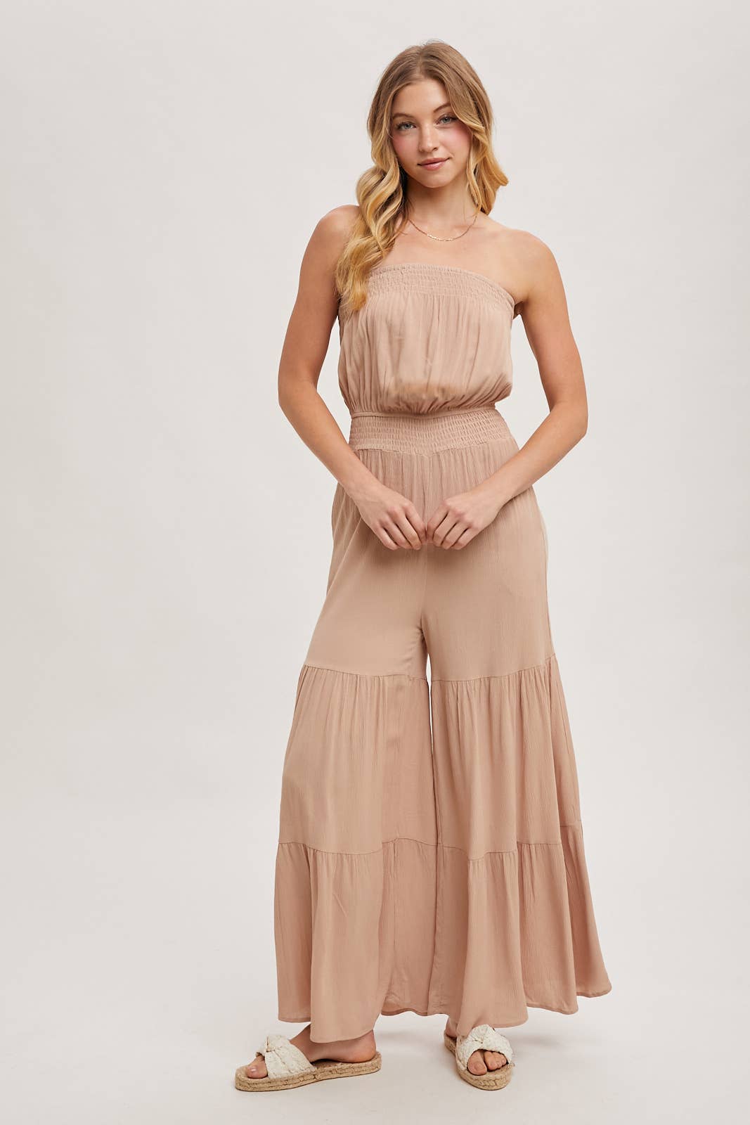 Bluivy – Engroshandel Jumpsuit - Dame – Smocket, lagdelt buksedragt med brede ben1