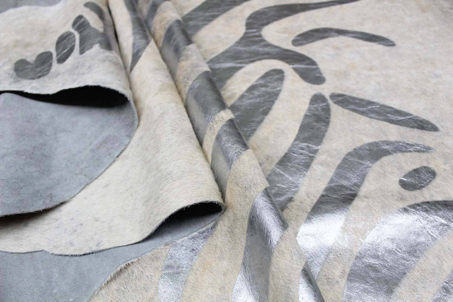 Rodeo - Wholesale Area Rug - Zebra printed cowhide rug1