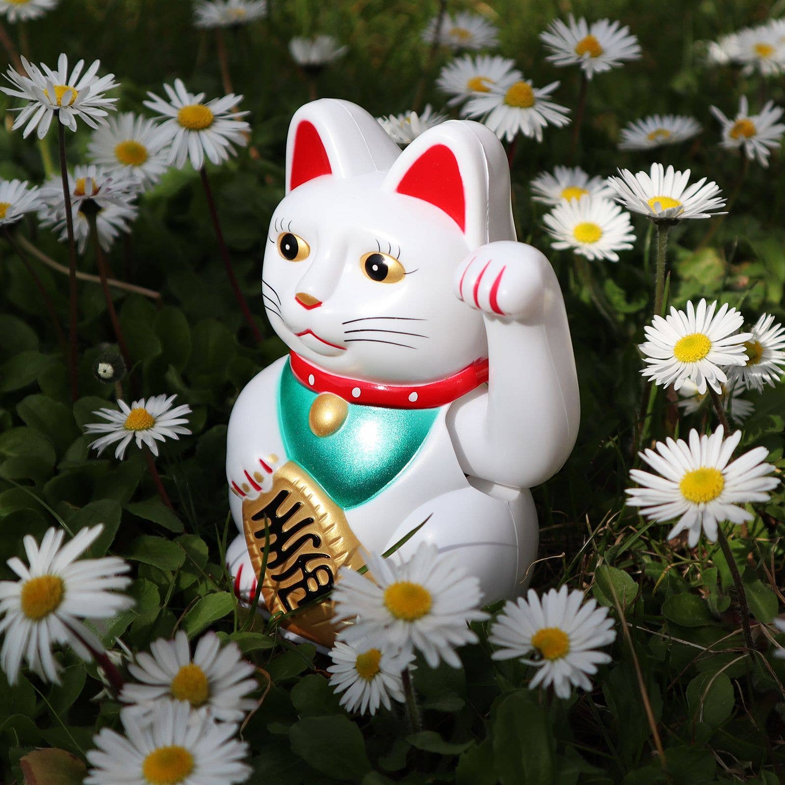 Tribal Trade GmbH - Wholesale Decorative Figurine - Lucky cat Maneki-neko waving cat 13cm white9