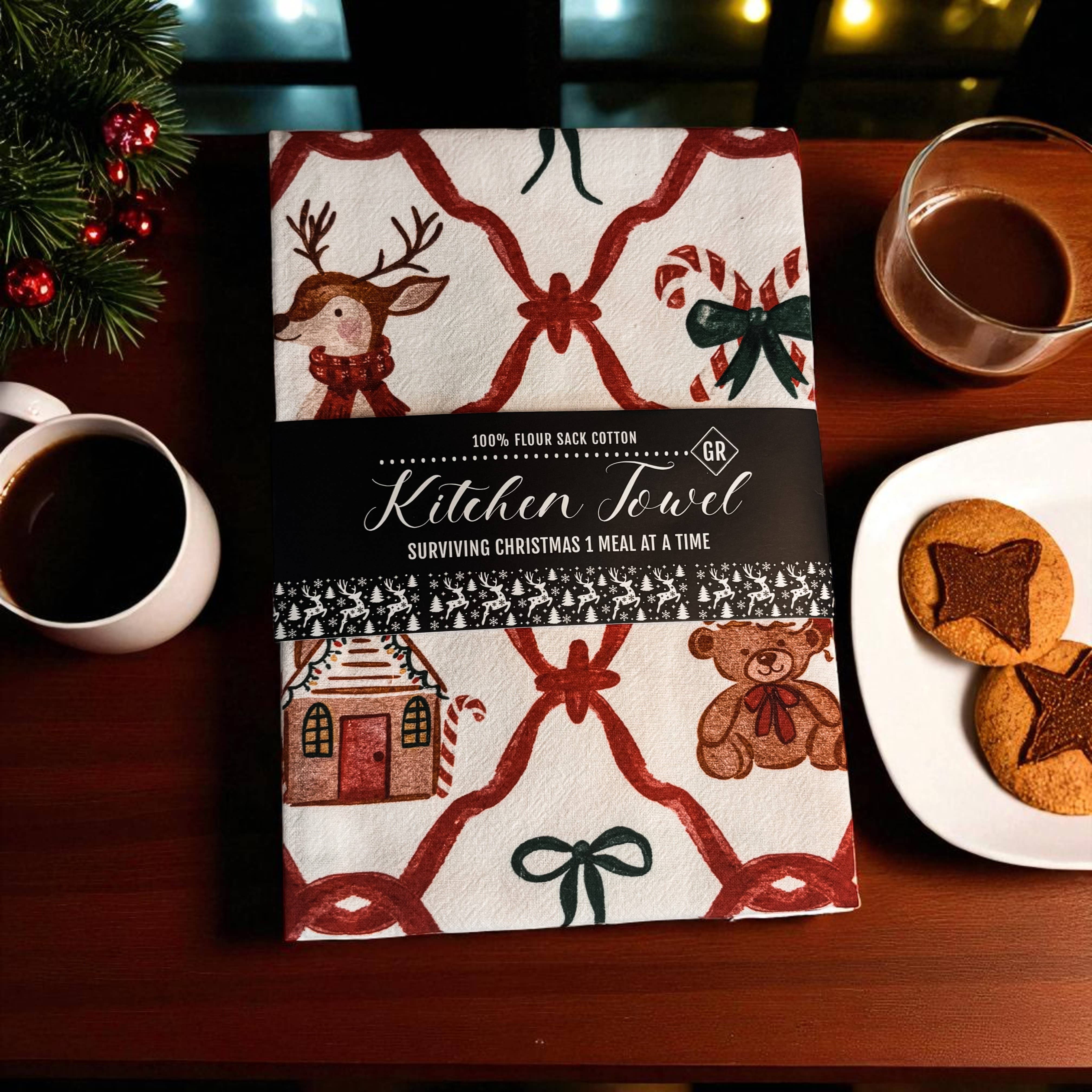 Gia Roma - Wholesale Tea Towel - Vintage Santa Holiday Kitchen Towel & Decor | Pink Christmas34