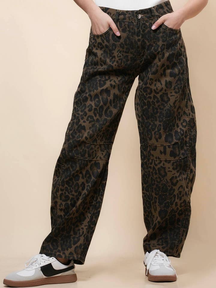 Sweetkama damjeans med midjefokus och leopardmönster, modell Barrel SKP41041 för wholesale av Sweetkama