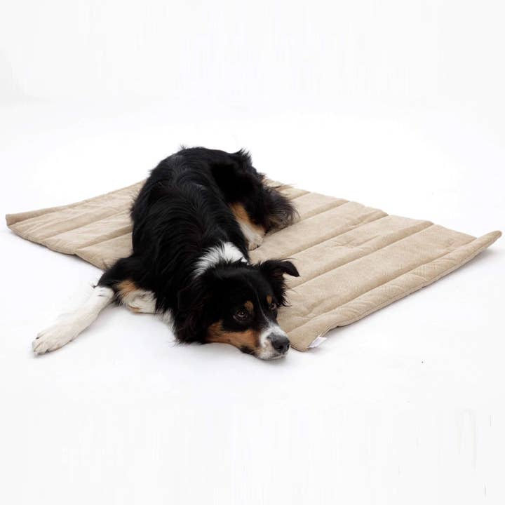 DOGS in the CITY® - Wholesale Pet Mat - Dog - Travel Mat Madison Sand Beige
