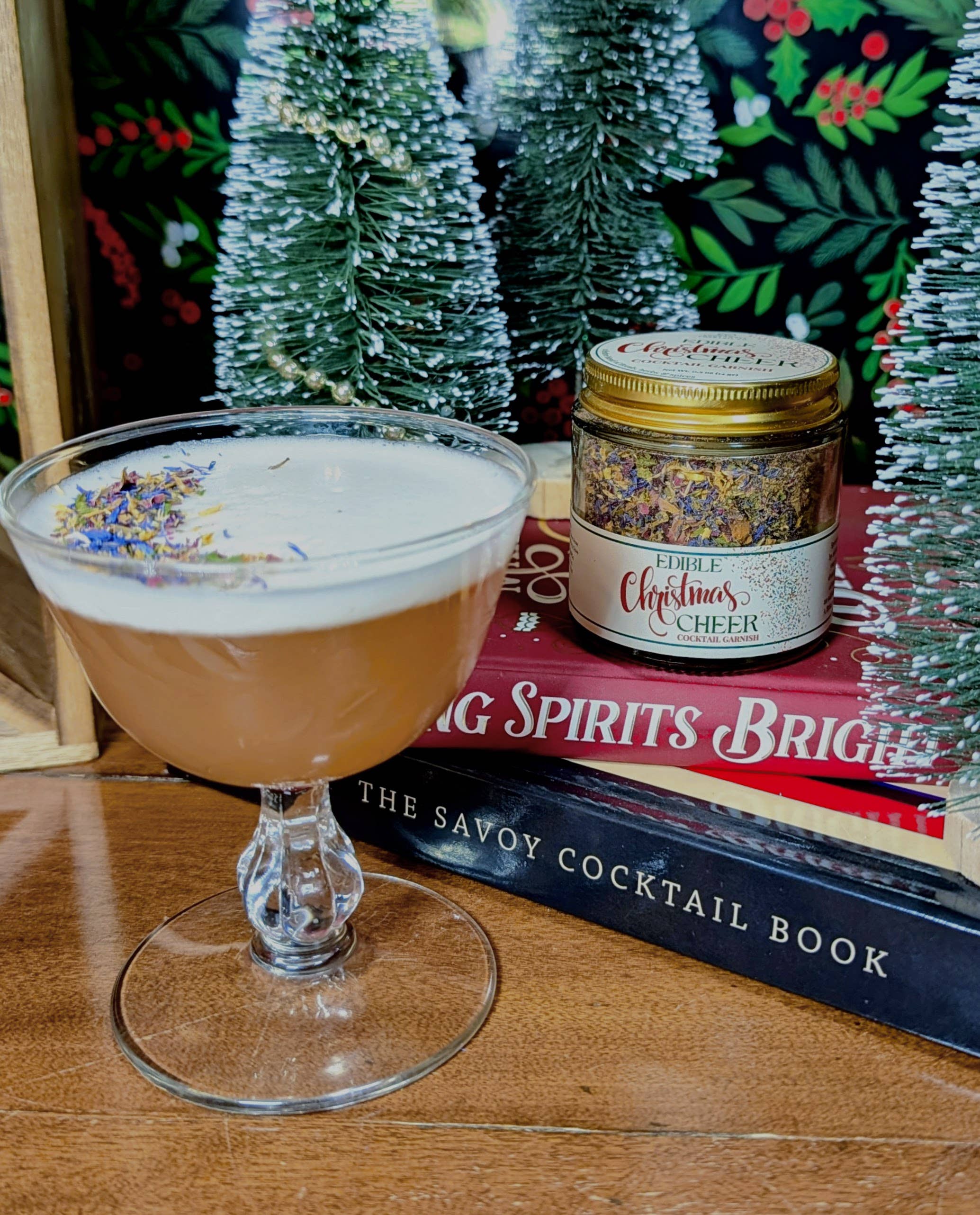 Adornwell Cocktail Co. - Vente Ustensiles pour garnir des cocktails - Garniture de cocktail comestible "Joie de Noël"0