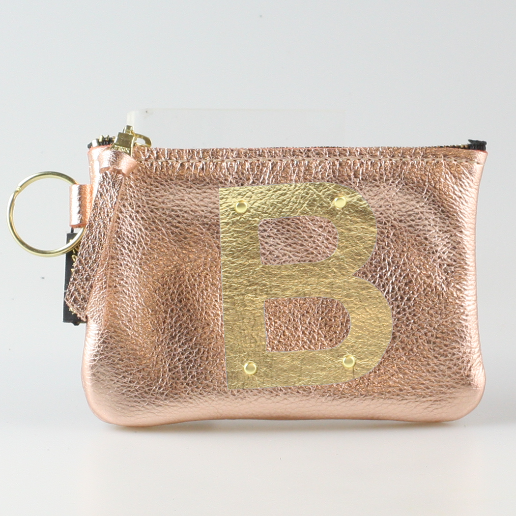 Zina Kao Exclusives – Großhandel Geldbörse – Damen – Die Applikation Kara: INITIALEN!1