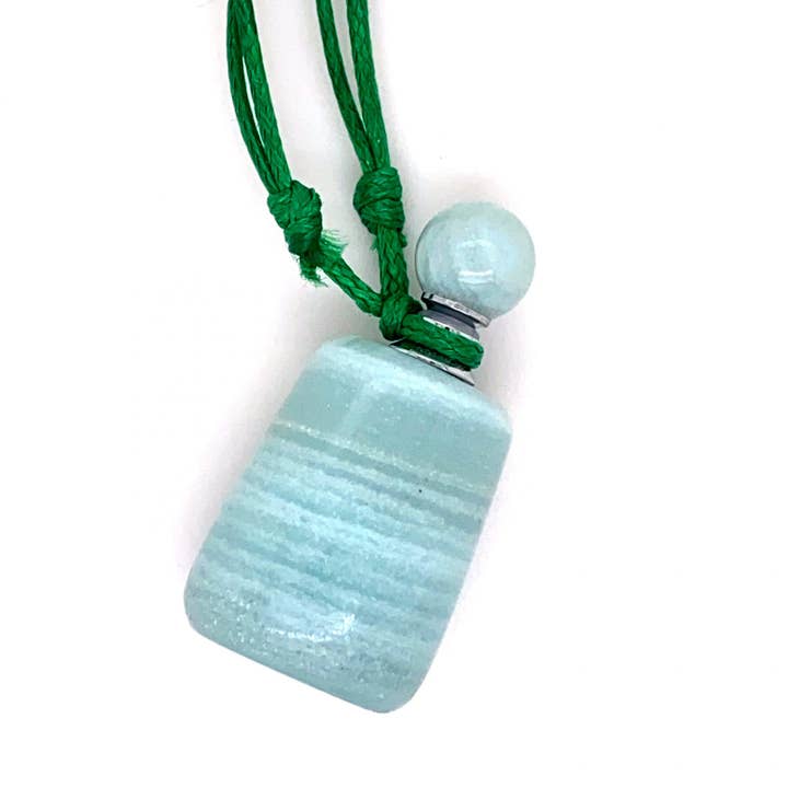 Crystal Essential Oil Jar Necklace for wholesale by Congés