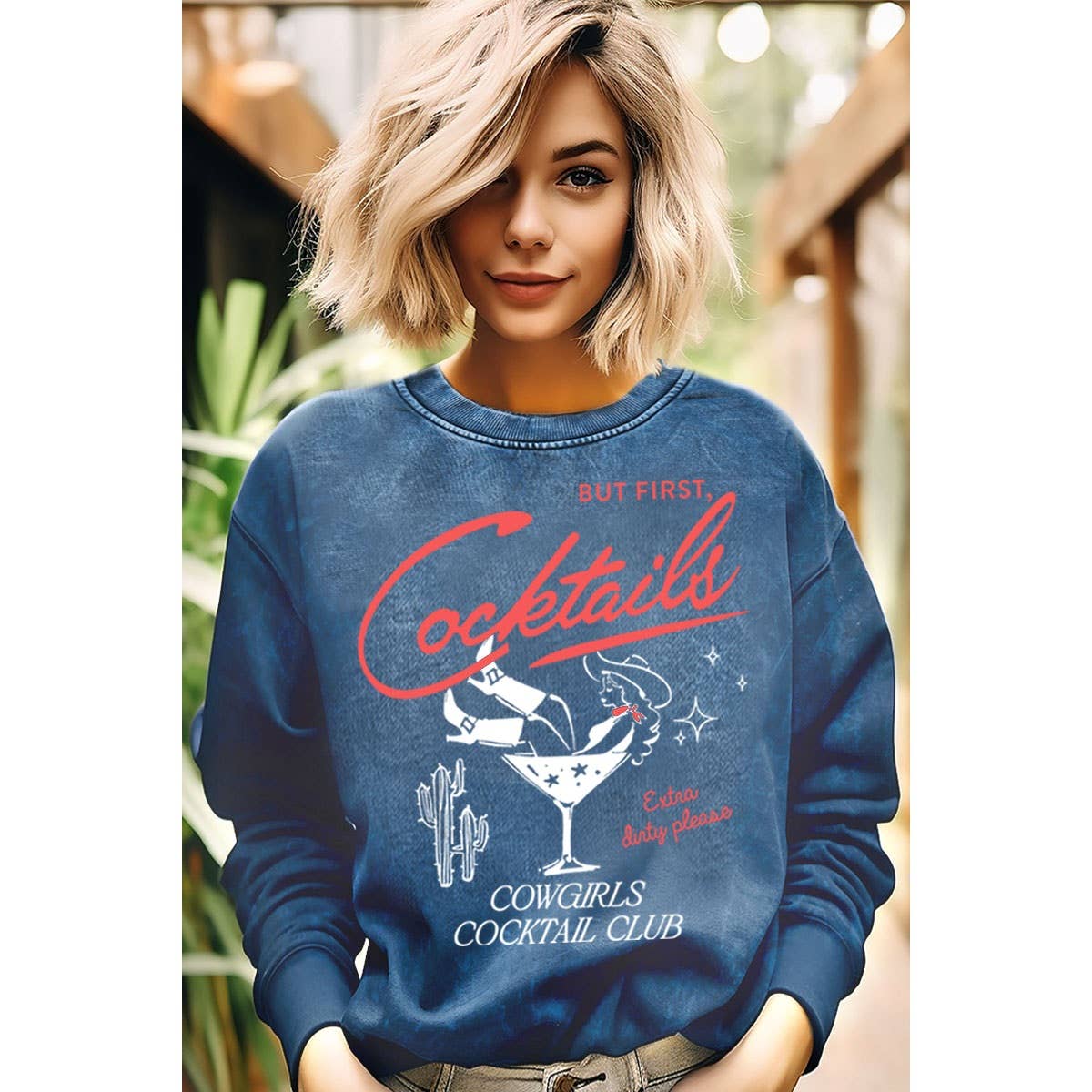 HRTandLUV – Engroshandel Sweatshirt - Dame – MEN FØRST COCKTAILS MINERAL GRAFISK SWEATSHIRT2