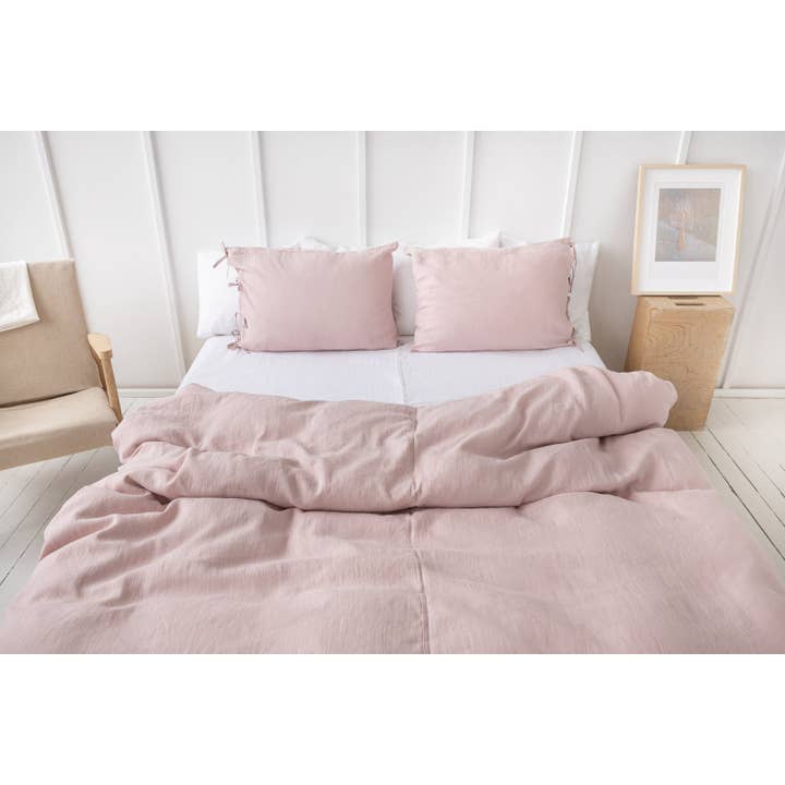 Linen Couture - Wholesale Bedding Set - Pale Pink linen bedding set with ties