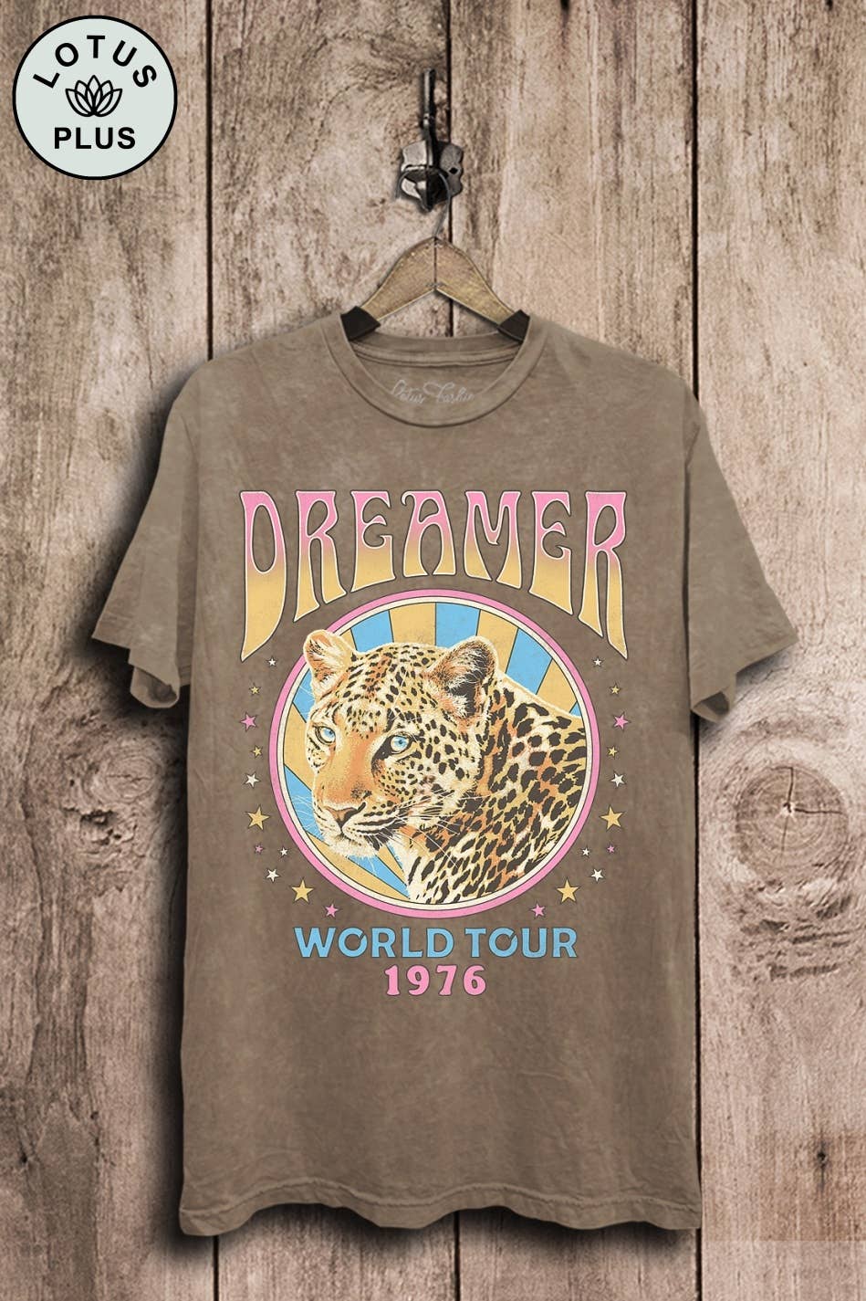 Lotus Fashion Collection - Venta al por mayor Camiseta serigrafiada - Mujer - Camiseta estampada Dreamer Leopard World Tour3