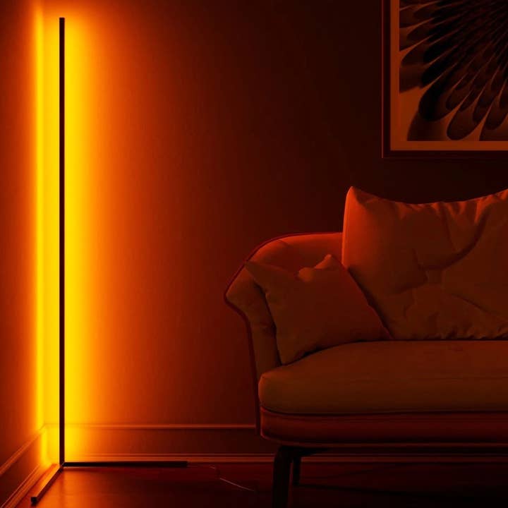 Lampadaire d'angle pour la vente par VIVZONE