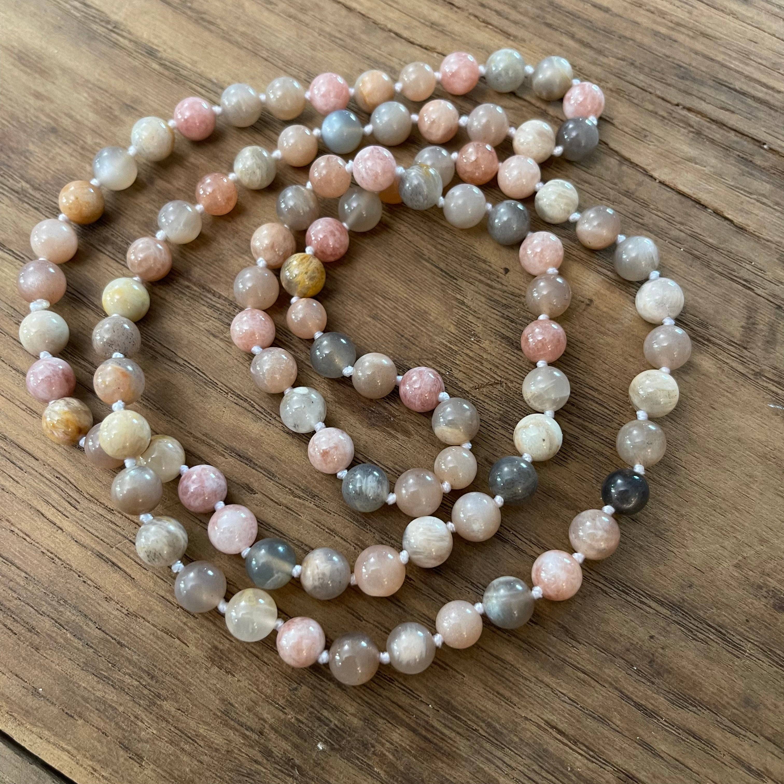 LARA UNDICI ACCESSORI SRLS - Wholesale Beaded/Pearl Necklace - KNOT7