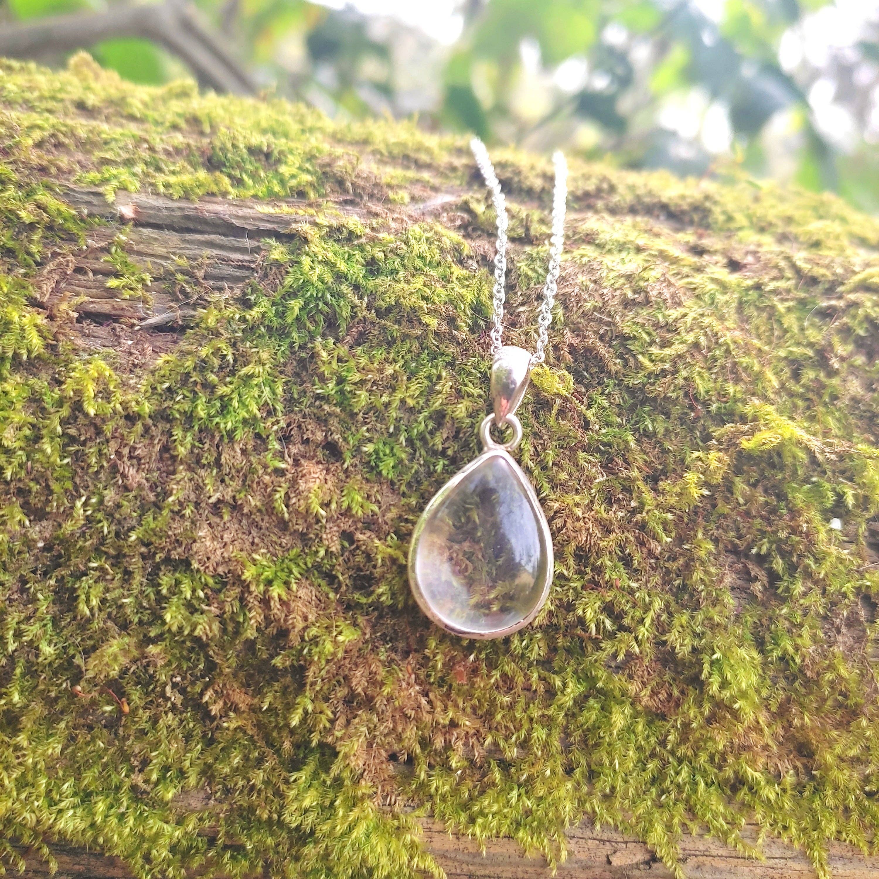 Jardin des Druides - Wholesale Pendant/Charm Necklace - Collier Cristal de roche1