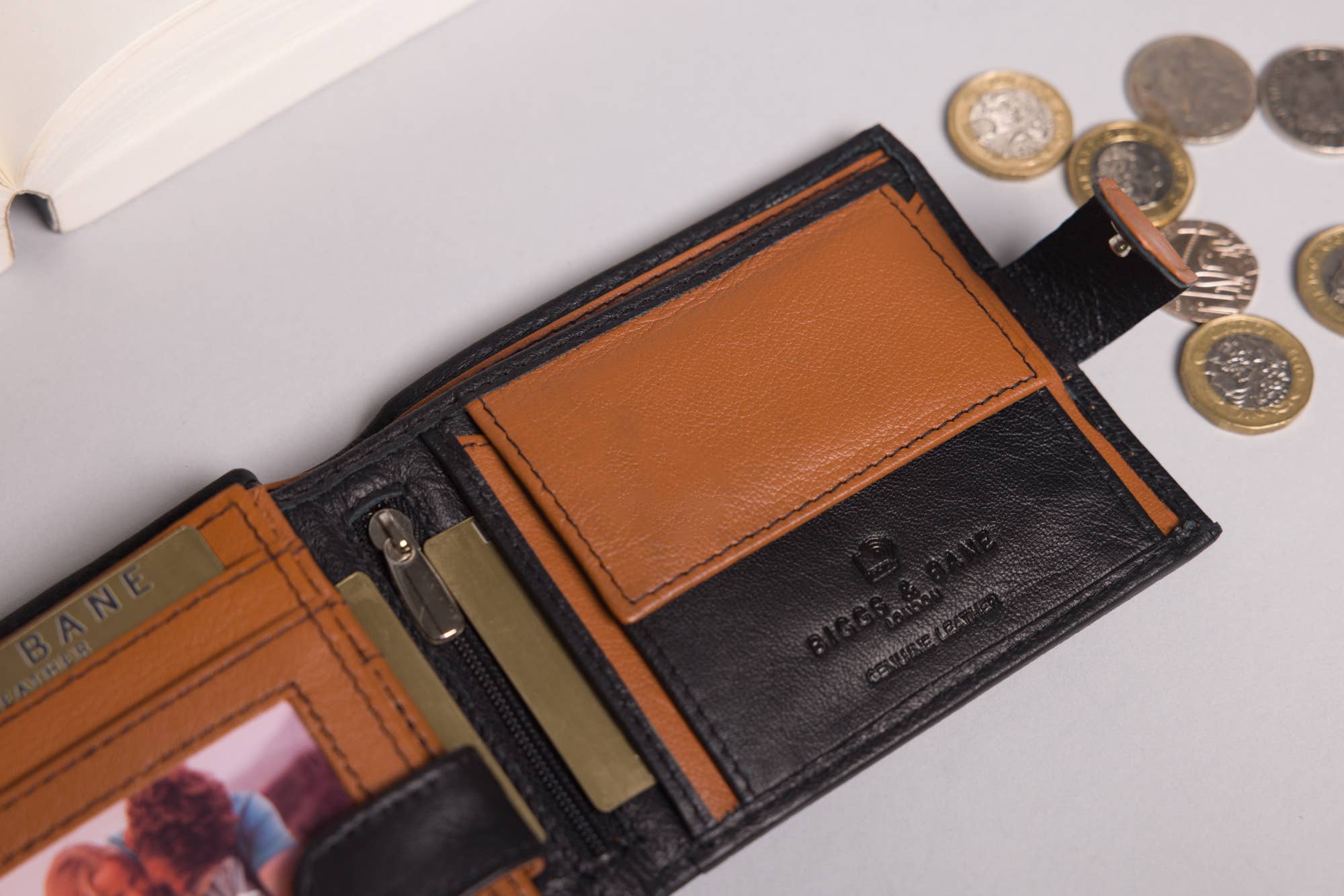 Redbrick – wholesale Wallet - Men’s – Biggs & Bane Large Capacity Men's Bifold Black & Tan Leather Wallet3