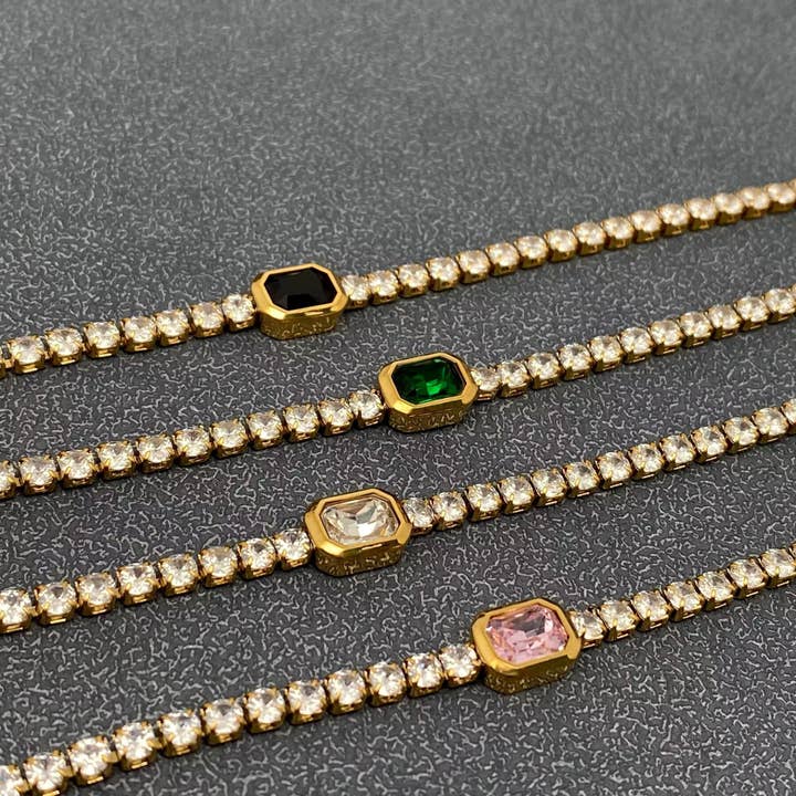 Mio Queena - Vente Bracelets maillon et chaîne - Bracelet en acier inoxydable plaqué or 18 carats avec zircon 3 mm - FGS5