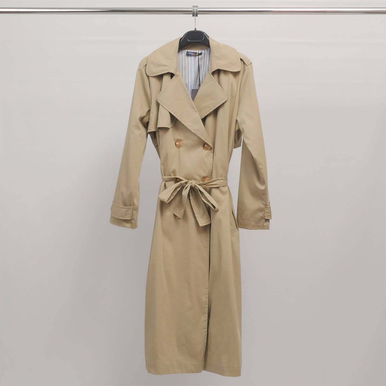 Cecile Wang – Großhandel Trenchcoat – Damen – Doppelreihiger Trenchcoat mit Gürtel TDM8162413