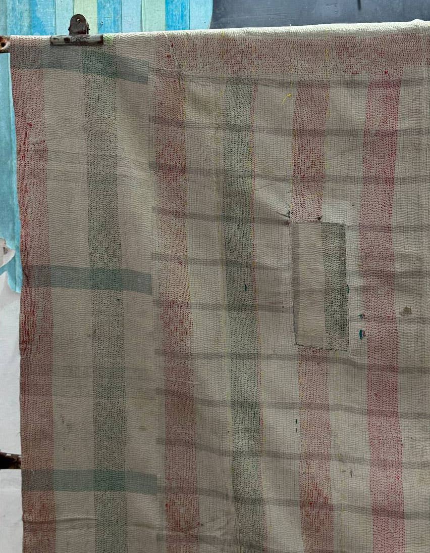 bhavnas boutique – Engroshandel Quiltet tæppe – Inspireret af Heritage Quilt Letvægts Bomuld Kantha Quilt7