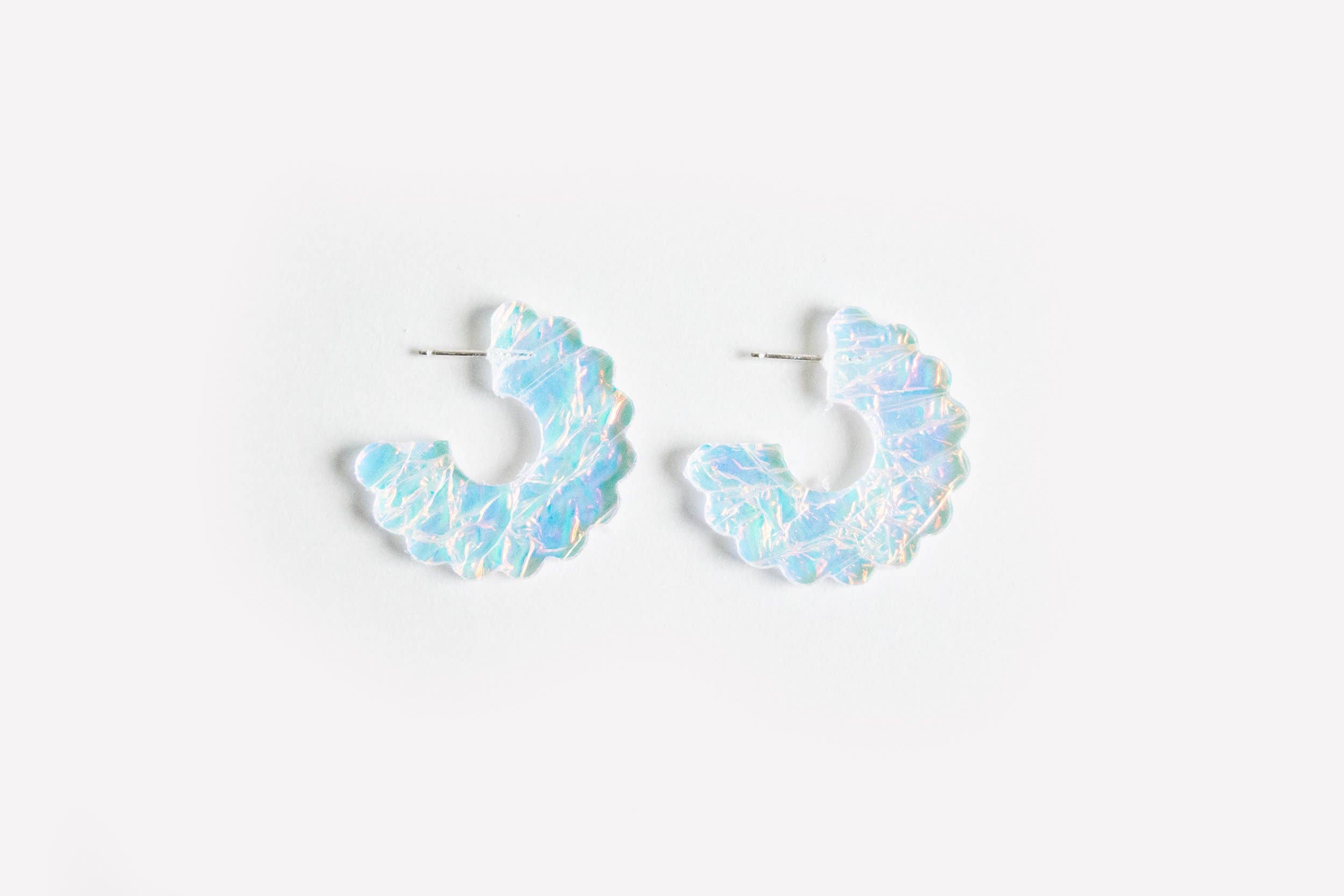 dconstruct – Großhandel Hoops – Ohrringe Scallop Kleiner Kreolen1