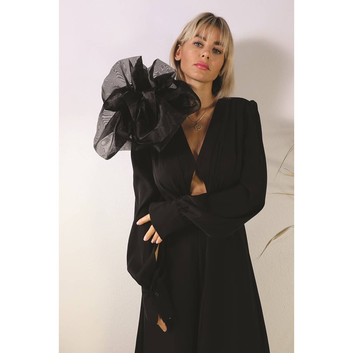 BLACK ORGANZA FLOWER BROOCH for wholesale on Faire3