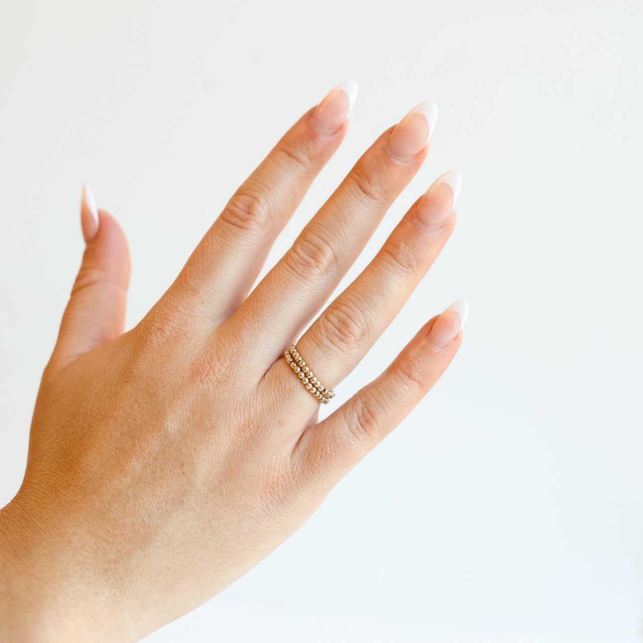 Beaded Blondes - Vente Anneau/bague à empiler - Anneau perlé Lexi en or0