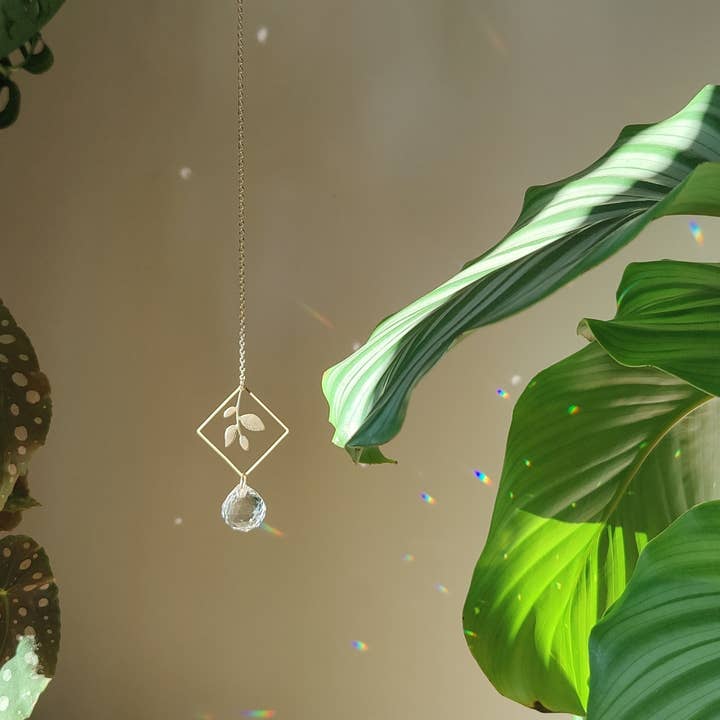Atelier Intuitive - Wholesale Suncatcher - ASTRO EARTH • Mini Suncatcher in Brass & Glass Crystal3