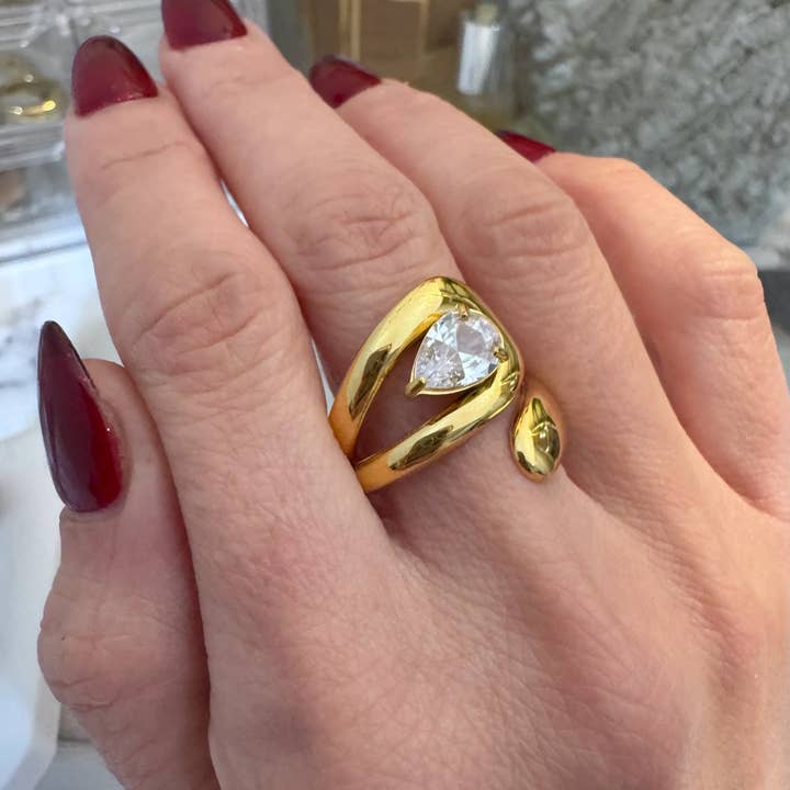 Everly Yours - Wholesale Cocktail/Statement Ring - Anaya Chunky Oval Diamond Ring